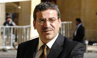 بزي يدعو المعارضة للاستجابة لدعوة بري لاستئناف النقاش حول قانون الانتخاب