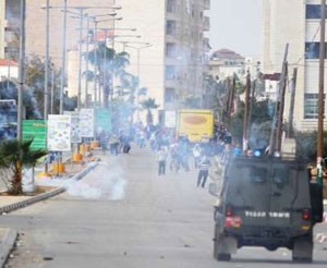 "معاريف": هل ستكون الضفة الغربية في الطريق إلى انتفاضة ثالثة؟