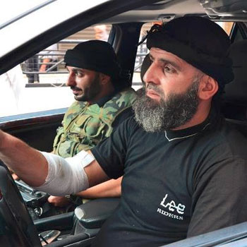 مطار عقربا العسكري تحت سيطرة الجيش السوري ومقتل "أبي علي الدوماني" في اشتباكات ريف دمشق 