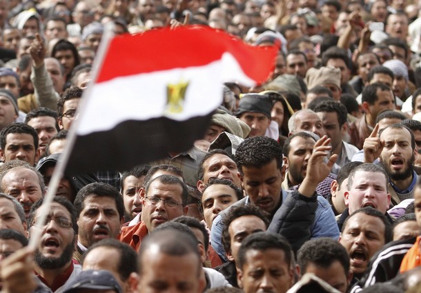 المعارضة المصرية تحشد لإسقاط الدستور