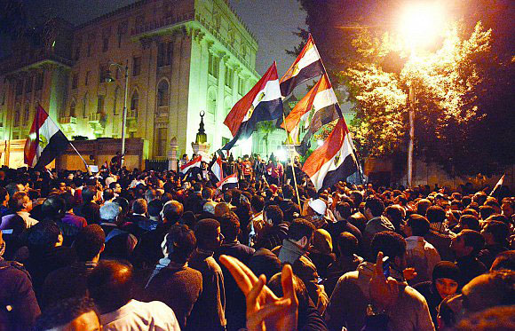 "طوفان ثوري" في مصر.. 