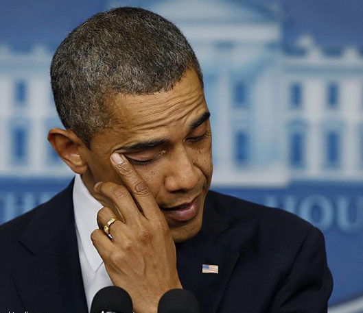 أوباما يعلن الحداد 4 أيام على ضحايا المدرسة.. وردود فعل مستنكرة