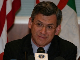 مكافحة "الإرهاب" الأميركي يتحدث عن "إزالة" ثلثي قياديي "القاعدة"