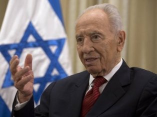 بيريز وموفاز مستعدان لحوار حماس "إذا تغيرت"