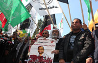 غزة: وقفة تضامنية مع الأسرى في سجون الإحتلال