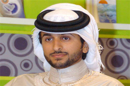 نجل الملك البحريني يقود عمليات القمع بسترة
