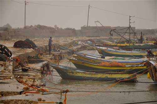 العاصفة تجتاح الضفة المحتلة واستنفار حكومي لمواجهة أي طارئ