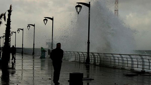 عاصفة جوية تضرب المنطقة العربية