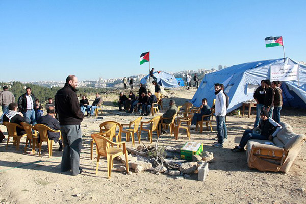 محافل فلسطينية: الأقصى المبارك خطاً أحمر