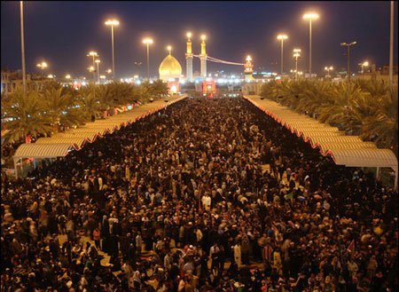 محبو أهل البيت "ع" يحيون أربعين الحسين "ع"