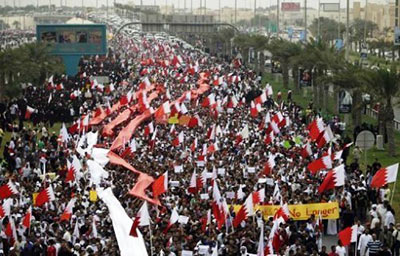 التظاهرات في البحرين السعودية تحذر مواطنيها في البحرين من الاقتراب من مواقع التظاهرات