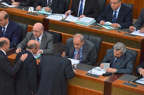 تمديد عمر اللجنة الفرعية وجلسات مفتوحة للجان قريباً