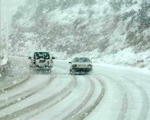 الثلوج تغطي دمشق والمحافظات السورية كافة 
