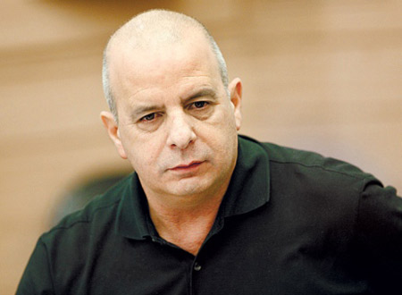 ديسكن: نتنياهو وباراك تحكمهما "الأنا"