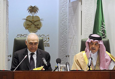 مصر والسعودية: الخروج السلمي في سوريا مطلوب عربياً ودولياً 