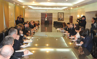 المقداد: الحكومة السورية تبذل جهوداً حثيثة لإغاثة المتضررين