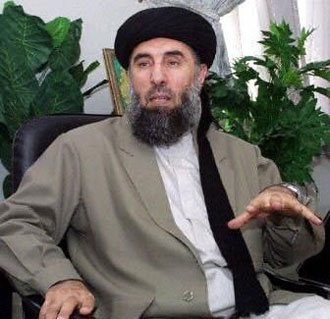 حكمتيار يتوعد بشن هجمات جديدة على قوات حلف الاطلسي