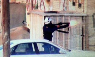 أكثر من 40 منطقة بحرينية تعرضت في أول يوم من 2013 لحملات قمع