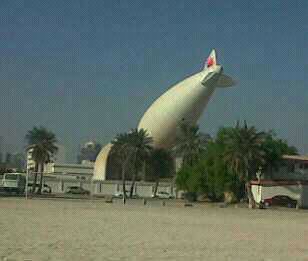 وقوع منطاد وزارة الداخلية البحرينية بعد تجريبه