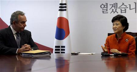 واشنطن وسيول تسعيان لحلّ مسائل عالقة