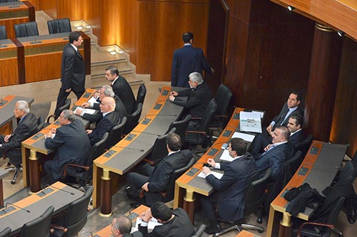 تمديد عمر اللجنة الفرعية وجلسات مفتوحة للجان قريباً