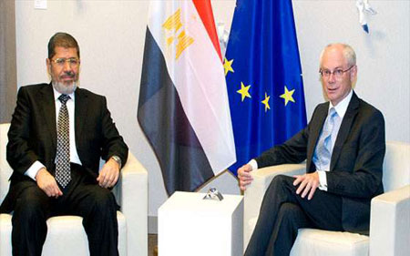 أزمة مالي تتفاعل سياسياً وعسكرياً.. وفرنسيا