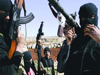 "بي بي سي": ميليشيا "الحر" لصوص و"النصرة" تفرض سطوتها 