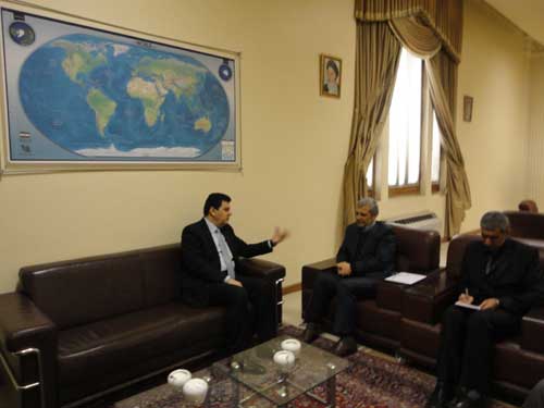 معاون الرئيس الإيراني: مبادرة الأسد رسمت الحل للأزمة السورية
