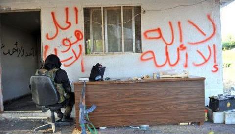 سوريا: مقاتلون أجانب يدافعون عن "جبهة النصرة" التابعة لـ"القاعدة"
