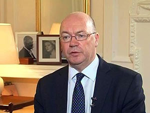 بريطانيا تدعو البحرين للوفاء بالتزاماتها الدولية ومنح مواطنيها حقوقهم الأساسية 