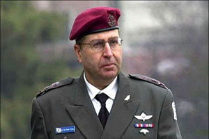 يعلون : اسرائيل تتابع تطورات الوضع في سوريا ونخشى السلاح الكيميائي