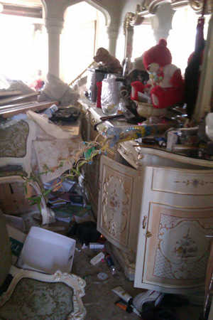 مئات الضحايا والجرحى في انفجار سيارة مفخخة بدمشق