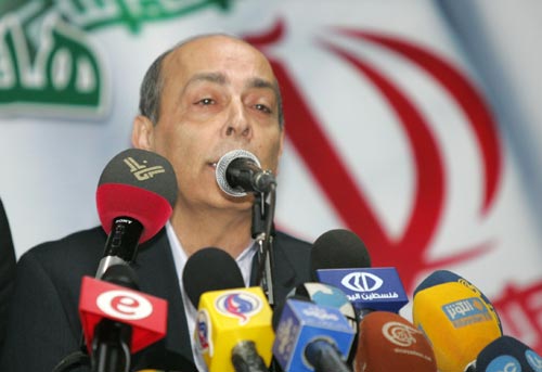 دفعة ثانية من المساعدات الإيرانية للنازحين من سوريا