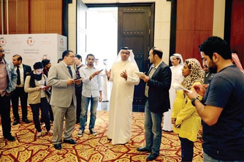 حوار البحرين ينطلق ظهراً والمعارضة تواصل مشاورتها 