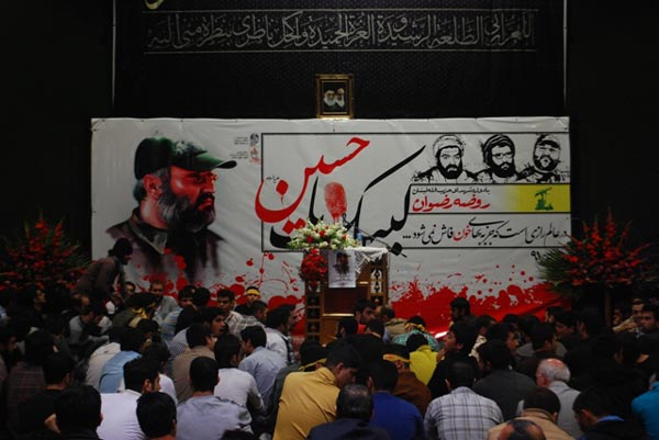 مشاركة حاشدة في ذكرى الشهداء القادة في جنوب طهران