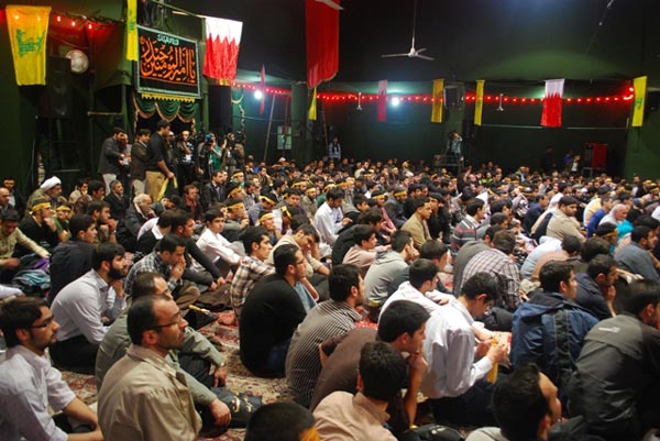 مشاركة حاشدة في ذكرى الشهداء القادة في جنوب طهران