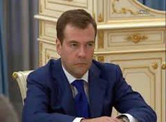 ميدفيديف: الوسيلة الوحيدة للحل في سوريا هي الحوار