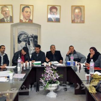 إضراب عام في تونس وتشييع الزعيم المعارض "شكري بلعيد"