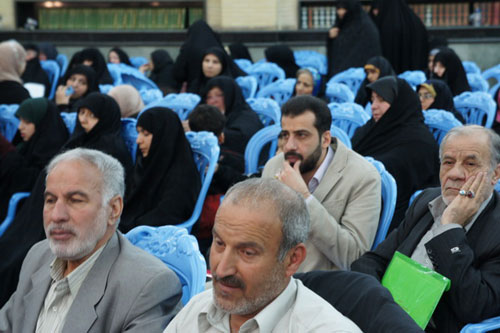 تخليد ذكرى القائد مغنية وشقيقيه الشهيدين في طهران