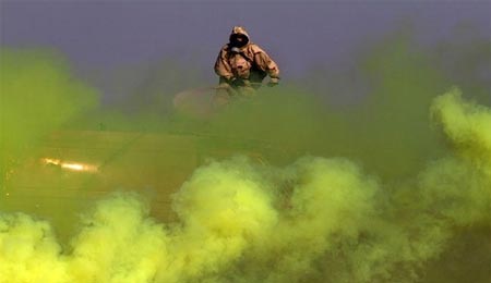 الحرس الثوري الإيراني يستكمل مناوراته الدفاعية