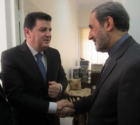 ولايتي : المساس بسوريا هو مساس بمنظومة المقاومة في المنطقة