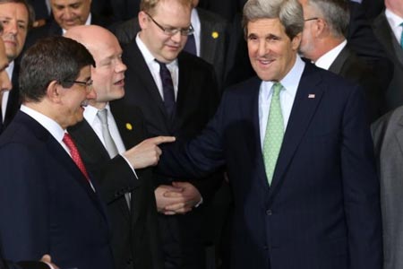 انطلاق مؤتمر ما يسمى "أصدقاء سوريا" في روما