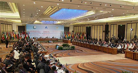 مرسي يؤكد مواصلة بلاده جهودها من أجل تسوية الازمة السورية