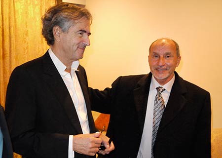 الثورة الليبية في عامها الثاني : بعض الانجازات ... وحجم التحديات ما زال كبيراً