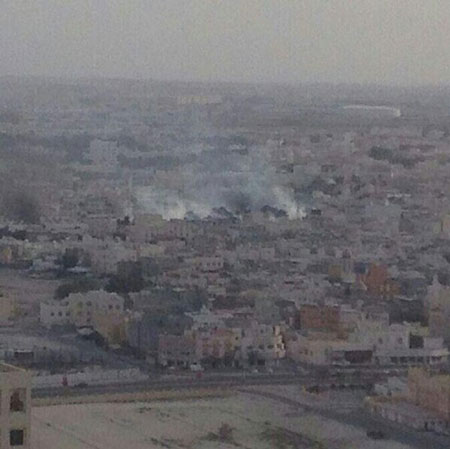 قوات الأمن البحرينية تفرق بالقوة عزاء الفتى حسين الجزيري