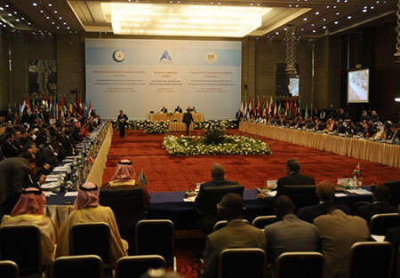 مصر تستضيف القمة الإسلامية الثانية عشرة
