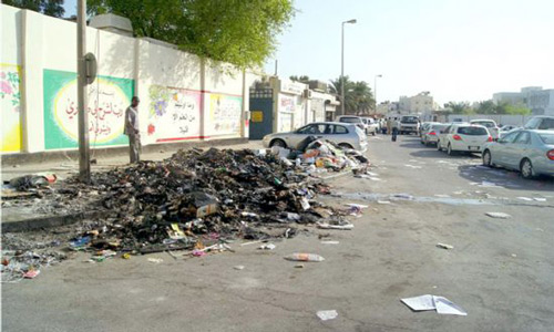 الحكومة البحرينية توقف عمل شركات النظافة