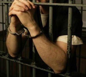 إطلاق سراح الأسرى حقٌّ  وليسَ قضيَّةً تفاوضيَّة