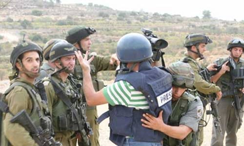 الصحافيون المقدسيون : إصرار على أداء الرسالة رغم الاستهداف الصهيوني