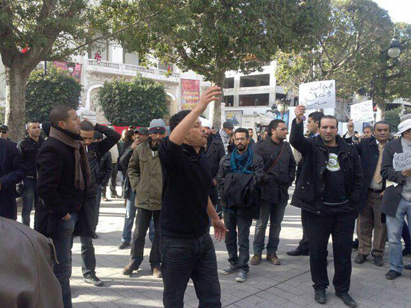 اغتيال زعيم يساري معارض في تونس